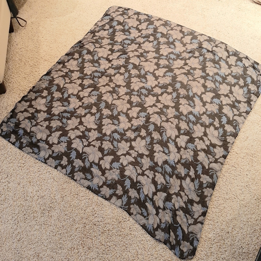 Large Scarf - image 6